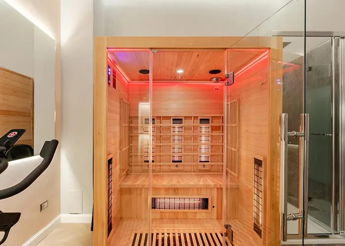 Vatican 3 Bedrooms And Private Sauna And Gym *